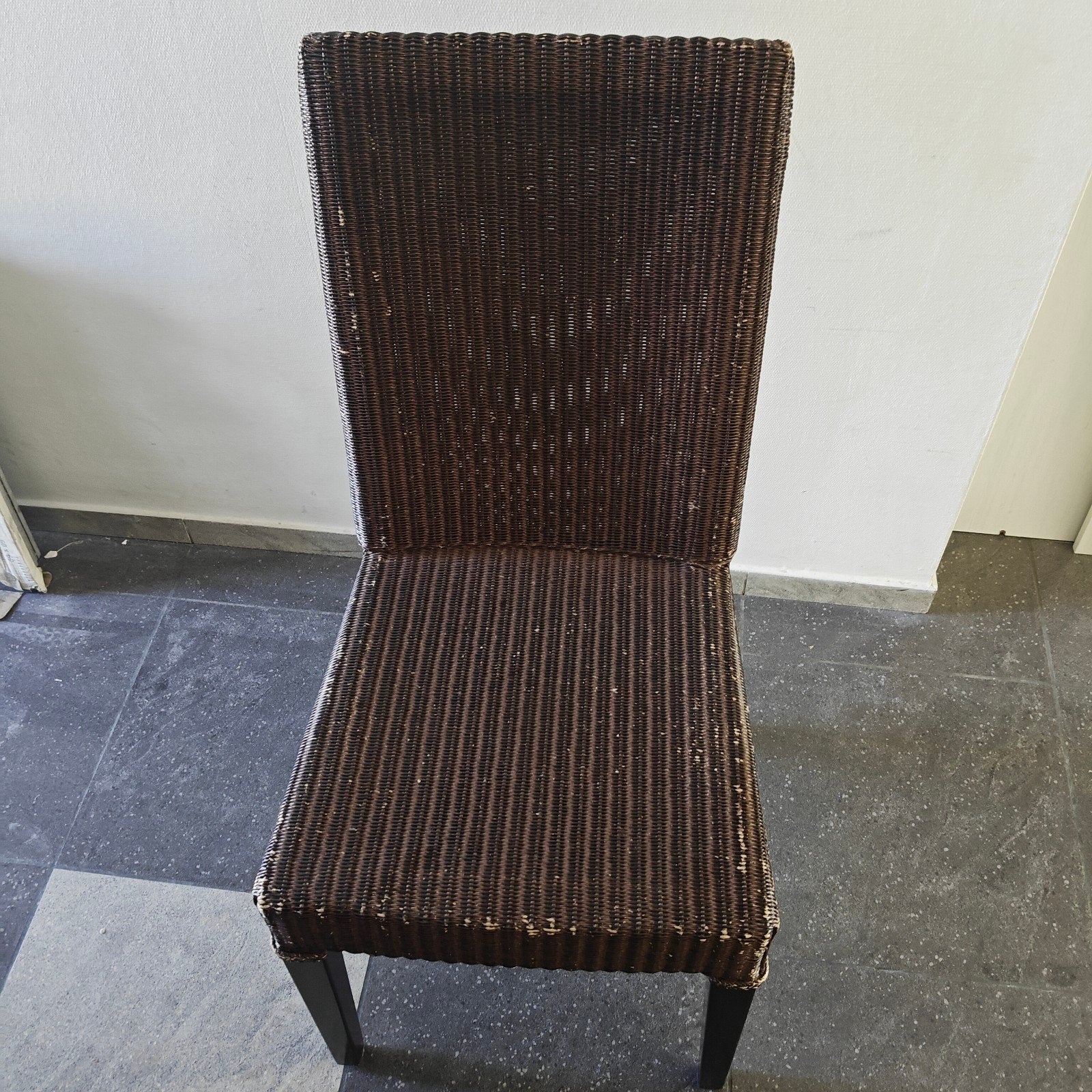 3 stoelen, Ophalen