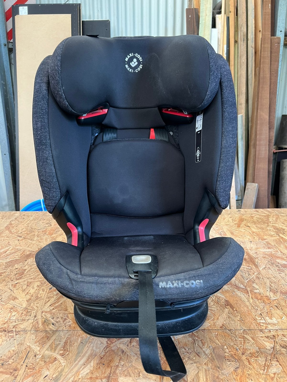 Maxi Cosi autostoeltje, Ophalen, Zo goed als nieuw, Isofix