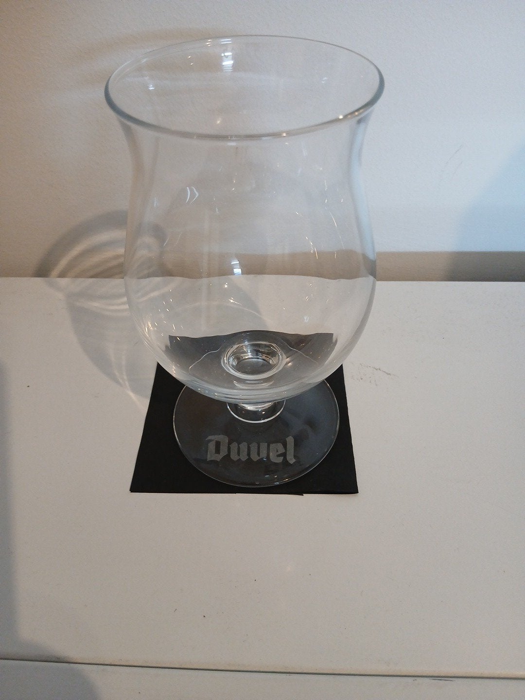 Duvel glas gegraveerd op de voet. zeer zeldzaam uit brouweri, Enlèvement, Neuf, Verre ou Verres, Duvel