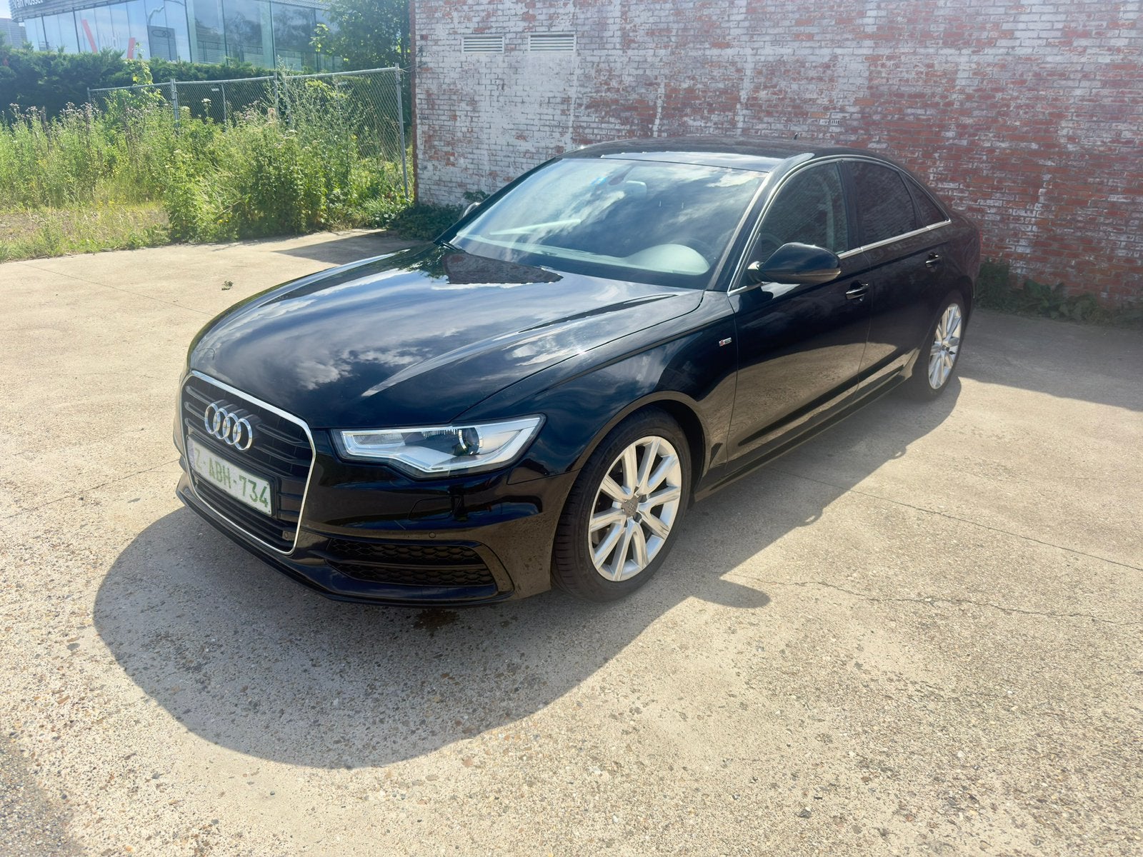 Audi A6 Quatro S Line 2.0 essence à l'état neuf, Achat, Boîte manuelle, Entretenue par le concessionnaire, Noir