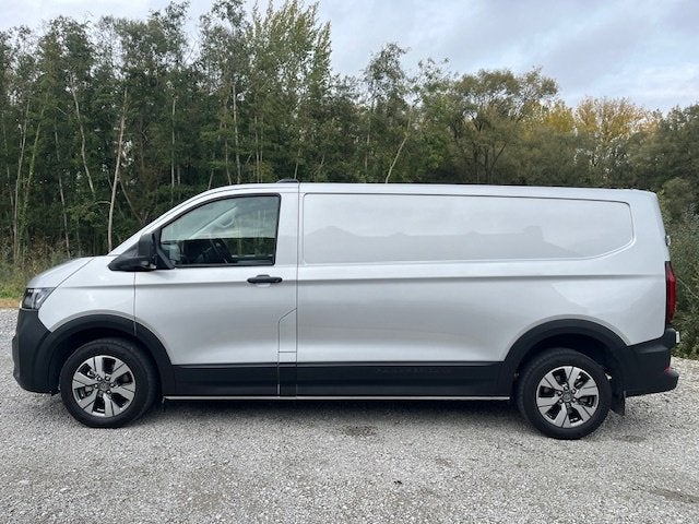 T7 PANAMERICANA 4MOTION DSG 170PK 2025 L2 45.446 € ex btw, Autos, Argent ou Gris, Achat, Entreprise, 2800 kg