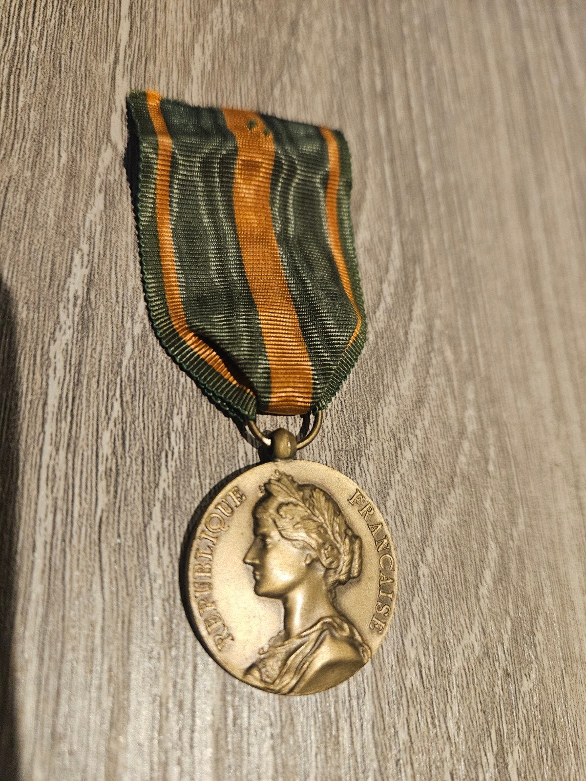 Medaille des Évadés, Collections, Objets militaires | Général, Enlèvement ou Envoi