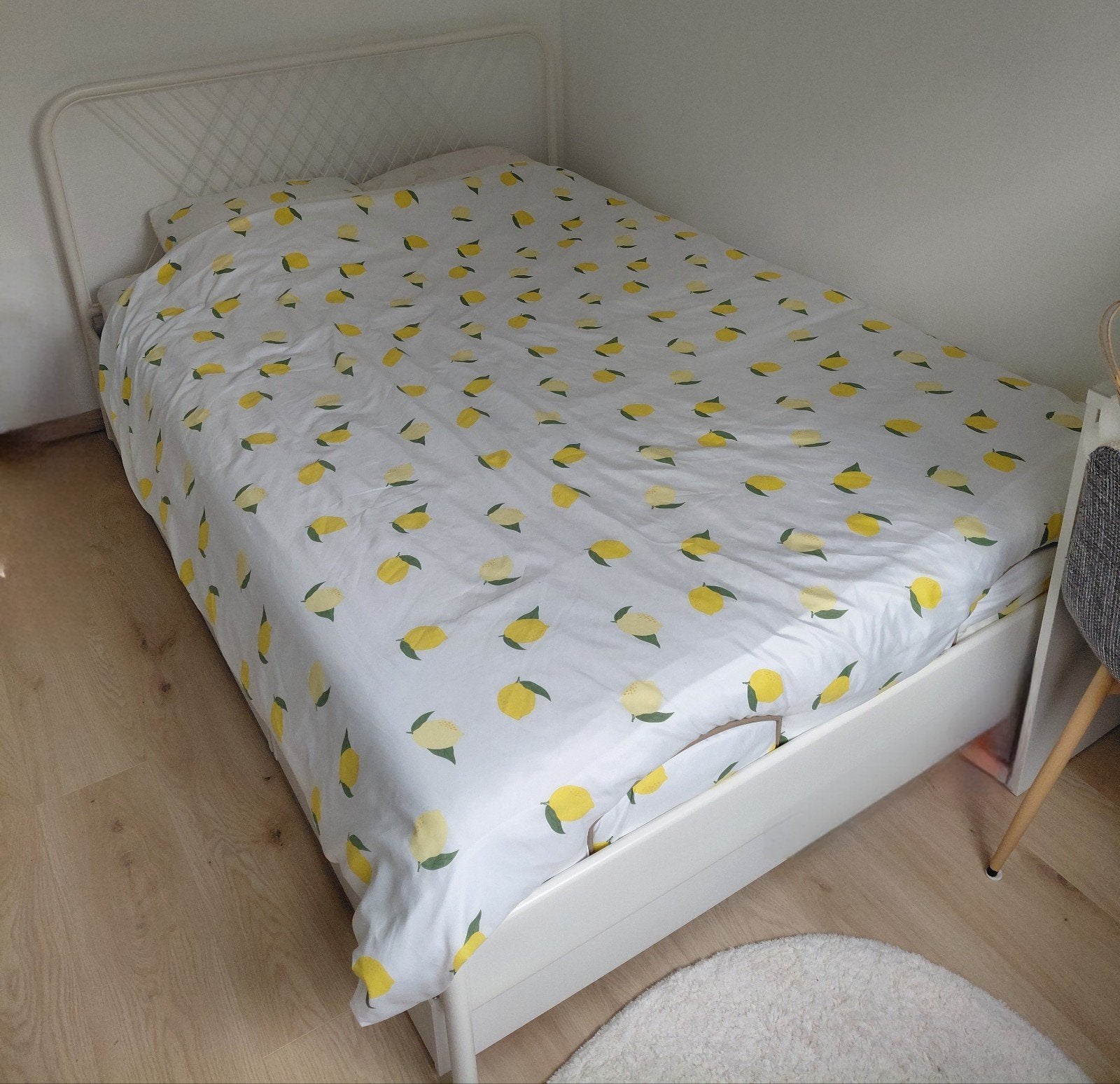Lit double Ikea Nesttun 140×200 très bon état, Maison & Meubles, Enlèvement