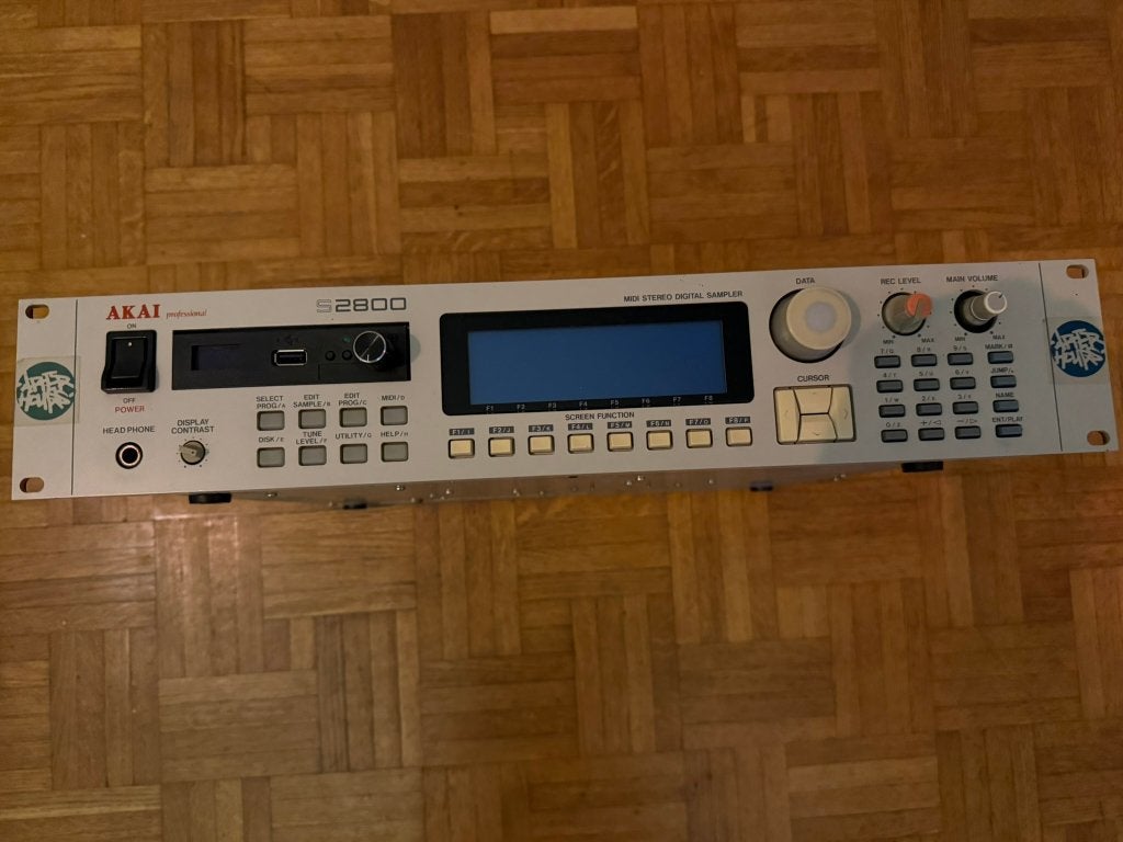 AKAI S2800 Sampler, Ophalen, Gebruikt