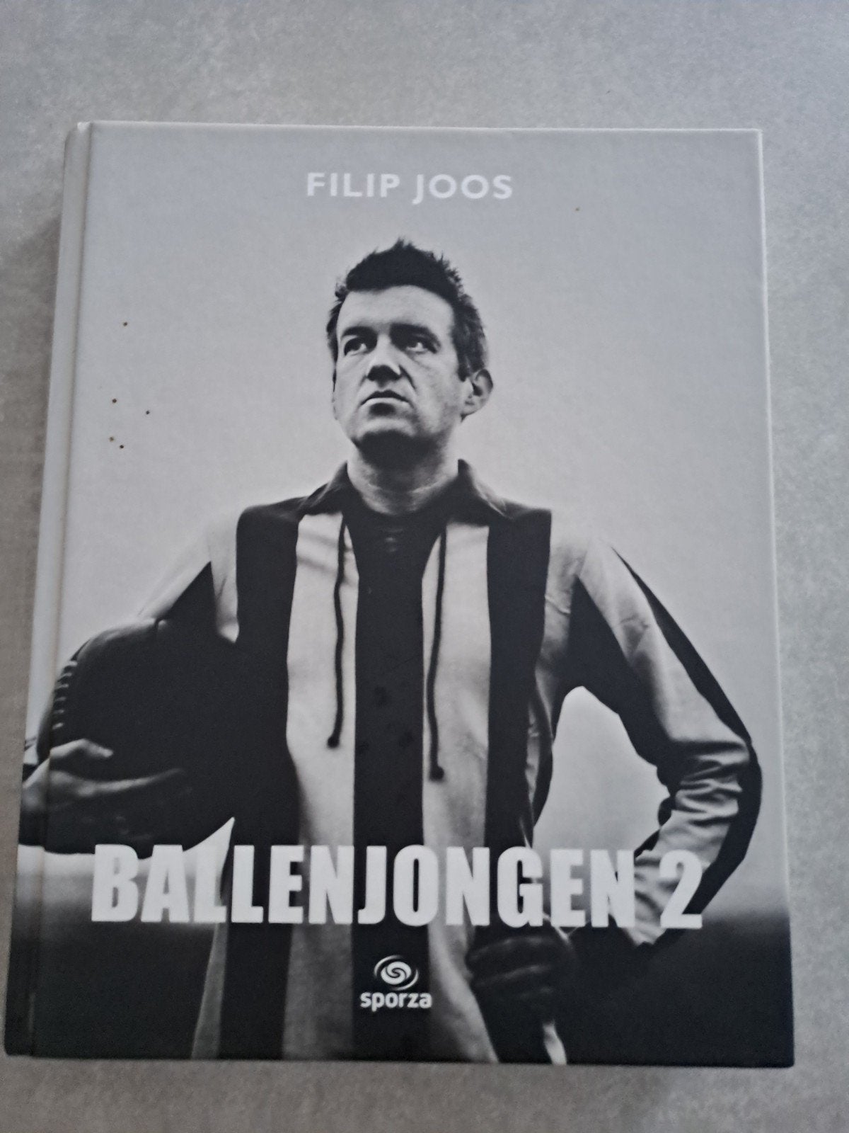 Filip Joos – Ballenjongen 2, Boeken, Gelezen, Ophalen of Verzenden, Balsport, Filip Joos