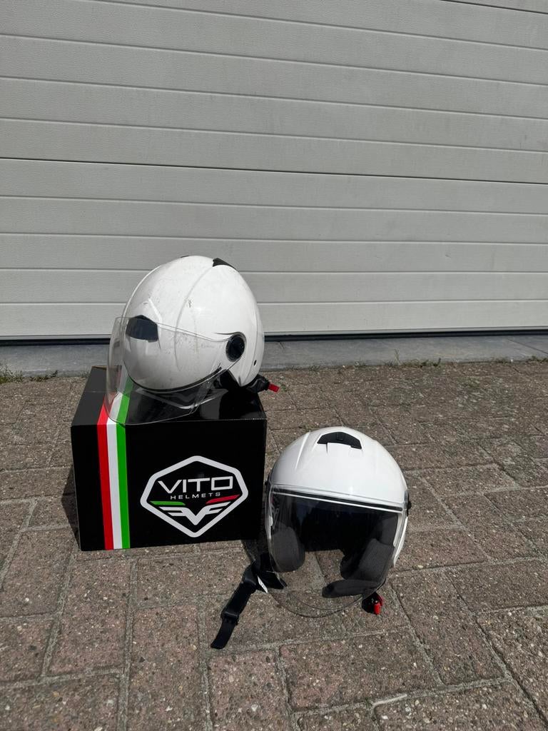 Motorhelm, Enlèvement, Utilisé