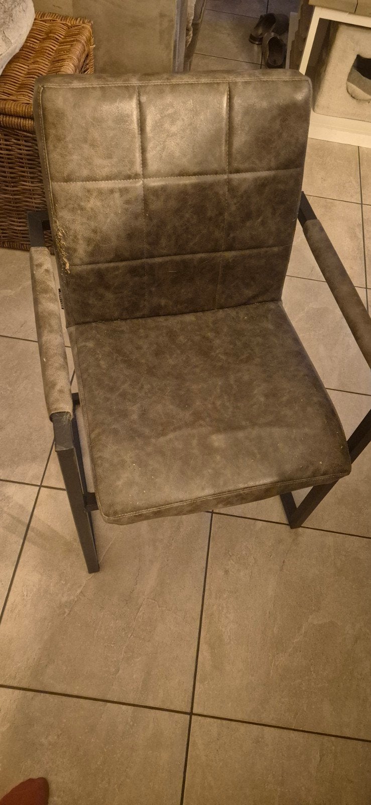 4 stoelen gebruikt, gratis op te halen, Ophalen