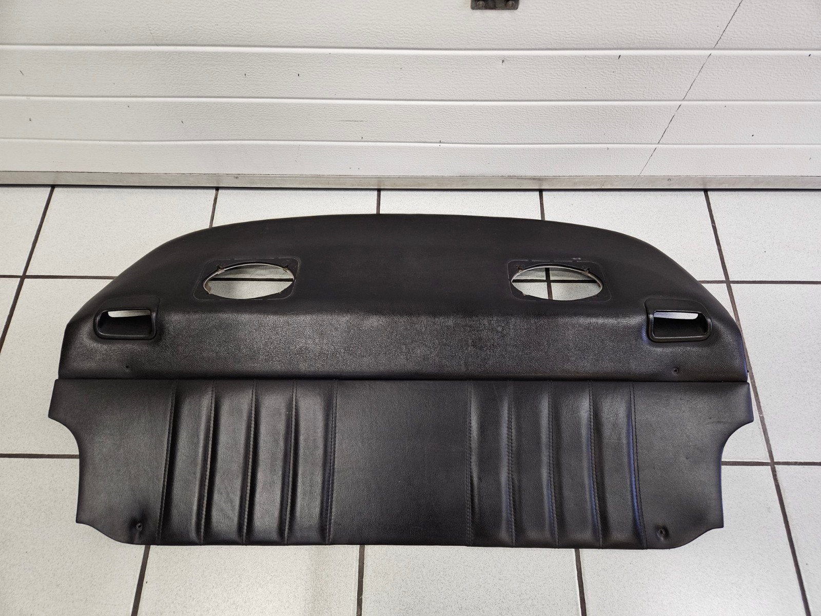 1 Plage Arrière Porsche 964, Autos : Pièces & Accessoires, Habitacle & Garnissage, Porsche, Enlèvement ou Envoi