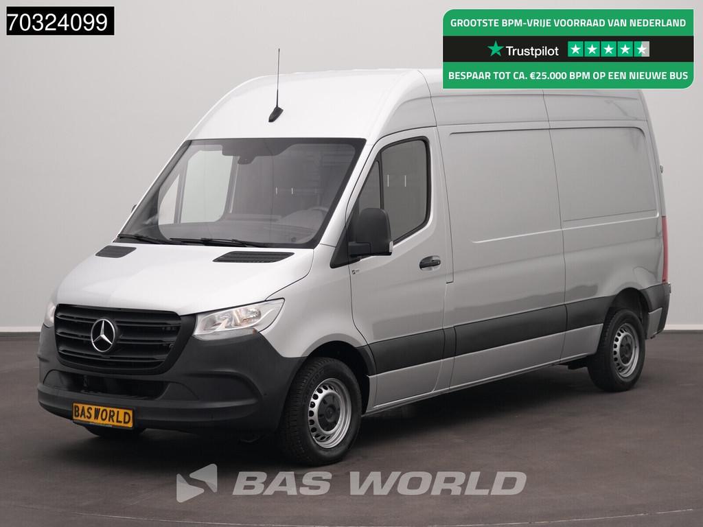 Mercedes Sprinter 215 CDI Automaat 150pk L2H2 MBUX Camera Ai, Auto's, Bestelwagens en Lichte vracht, Automaat, Stof, Gebruikt
