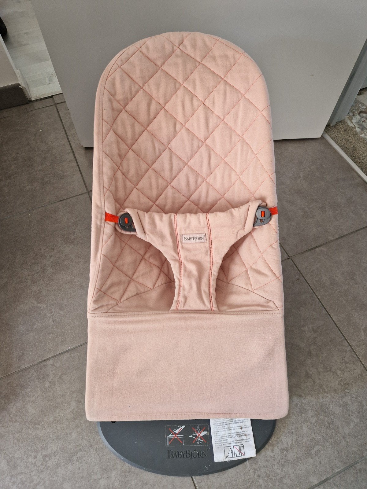Lichtroze wipper babybjorn in goede staat, Ophalen