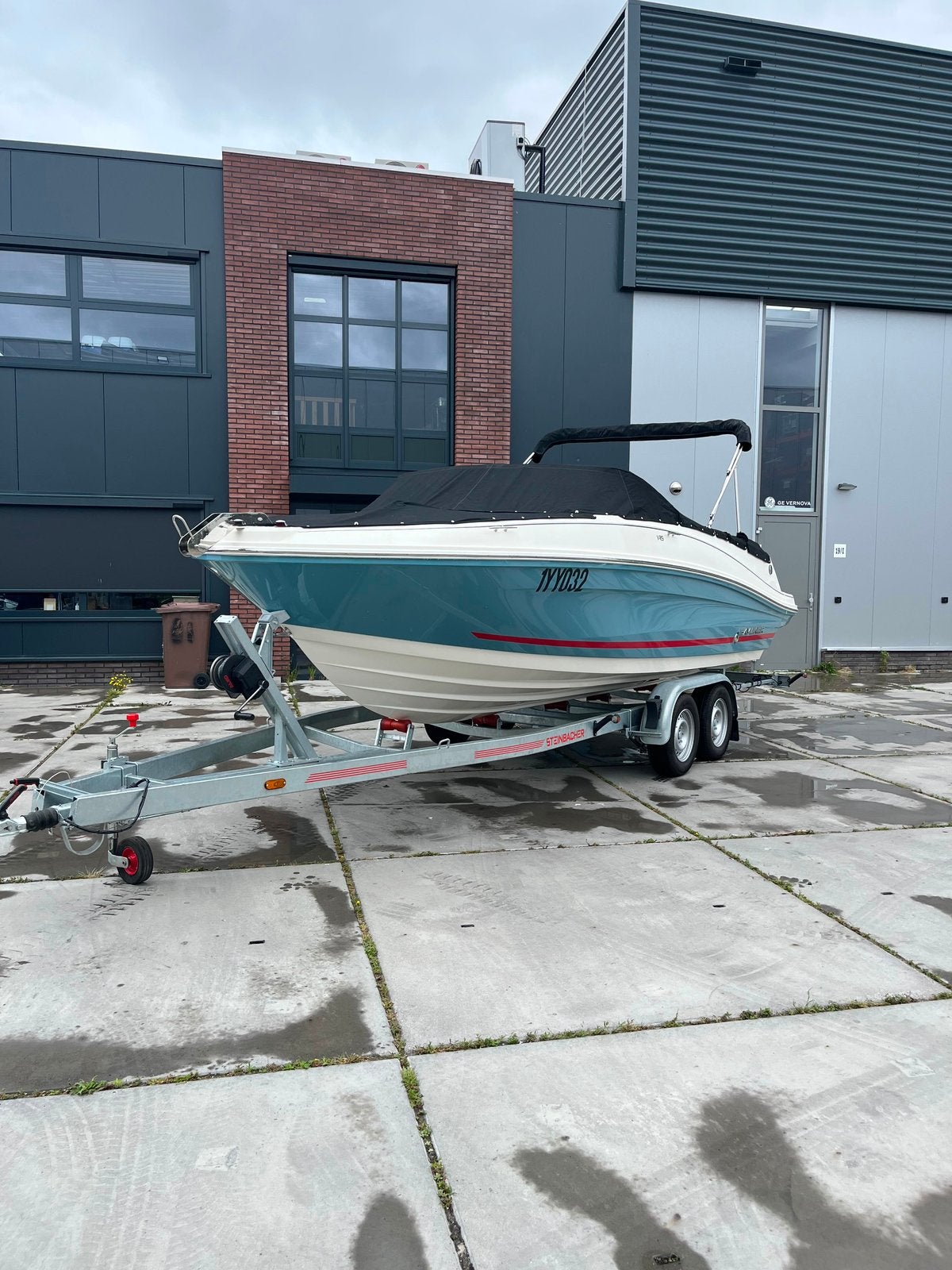 Bayliner VR5 bowrider 2024., Ophalen, Kunststof, Binnenboordmotor, Zo goed als nieuw