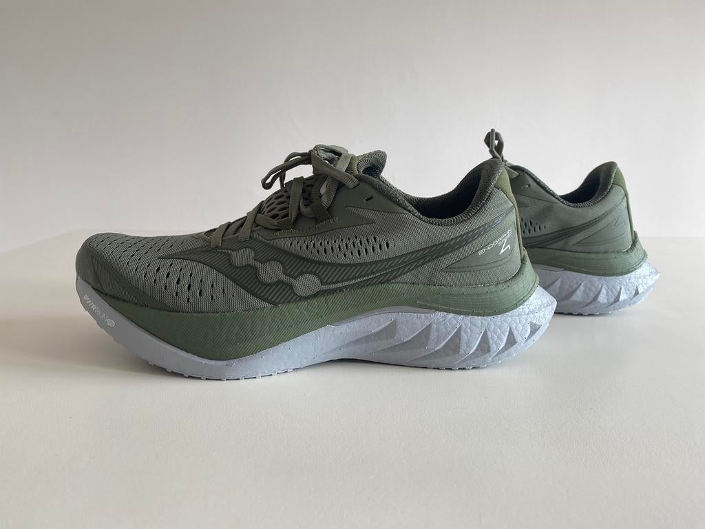 Chaussures de course Saucony Endorphin Speed 4 NOUVELLES !, Enlèvement, Comme neuf, Saucony