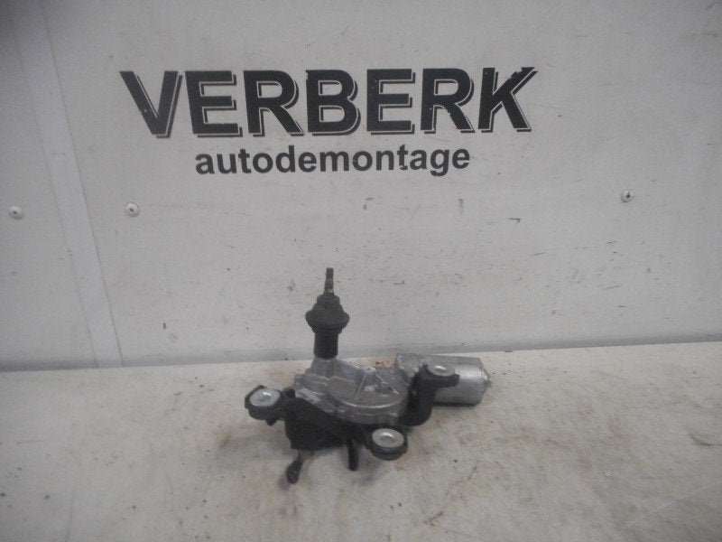 RUITENWISSERMOTOR ACHTER Volkswagen Fox (5Z) (5Z6955711), Robert Bosch AG, Gebruikt, Volkswagen, Robert-Bosch-Allee 1
74232  Abstatt, DE