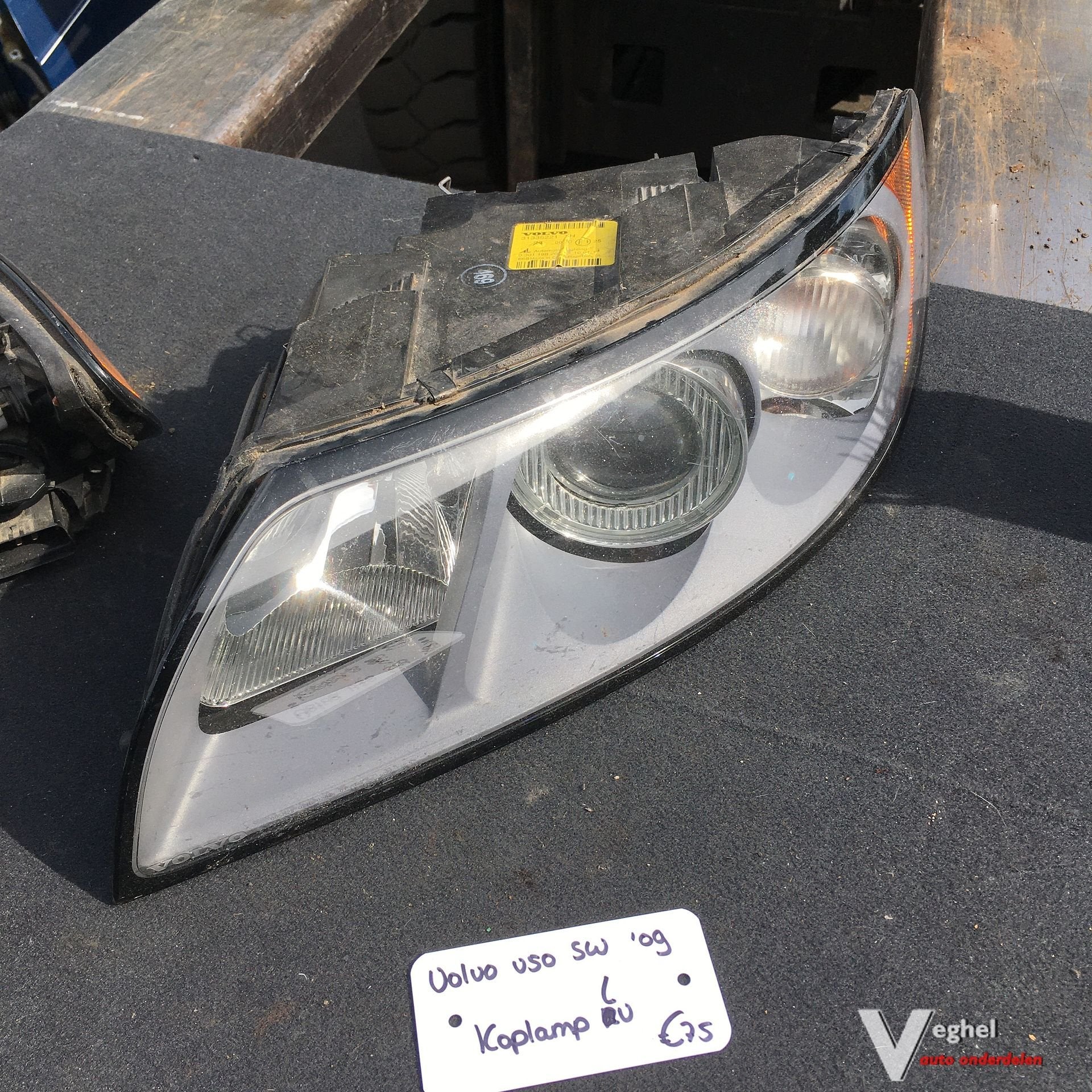 Volvo V50 Sw  2009 Koplamp  Linksvoor, Gebruikt, -, -, Ophalen of Verzenden