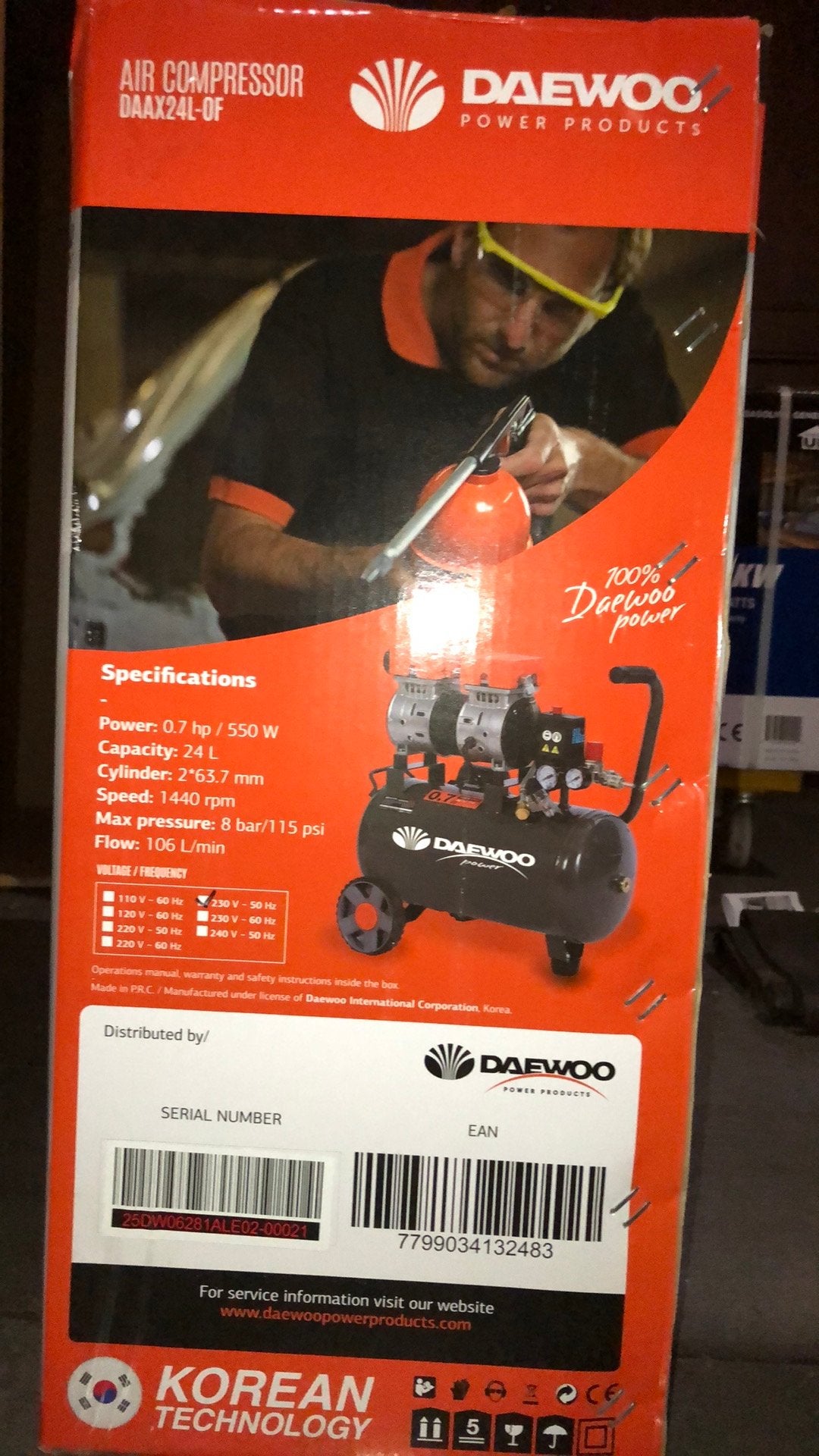 DAEWOO 24L compressor, Doe-het-zelf en Bouw, Ophalen, 10 bar of meer, Nieuw, Minder dan 200 liter/min