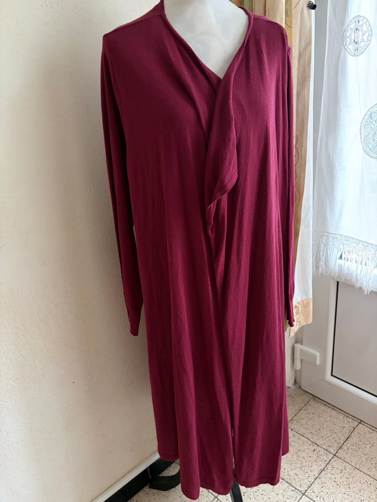Gilet long fluide asymétrique bordeaux BPC C Taille XL 48-50, Vêtements | Femmes, Grandes tailles, Enlèvement ou Envoi, Comme neuf