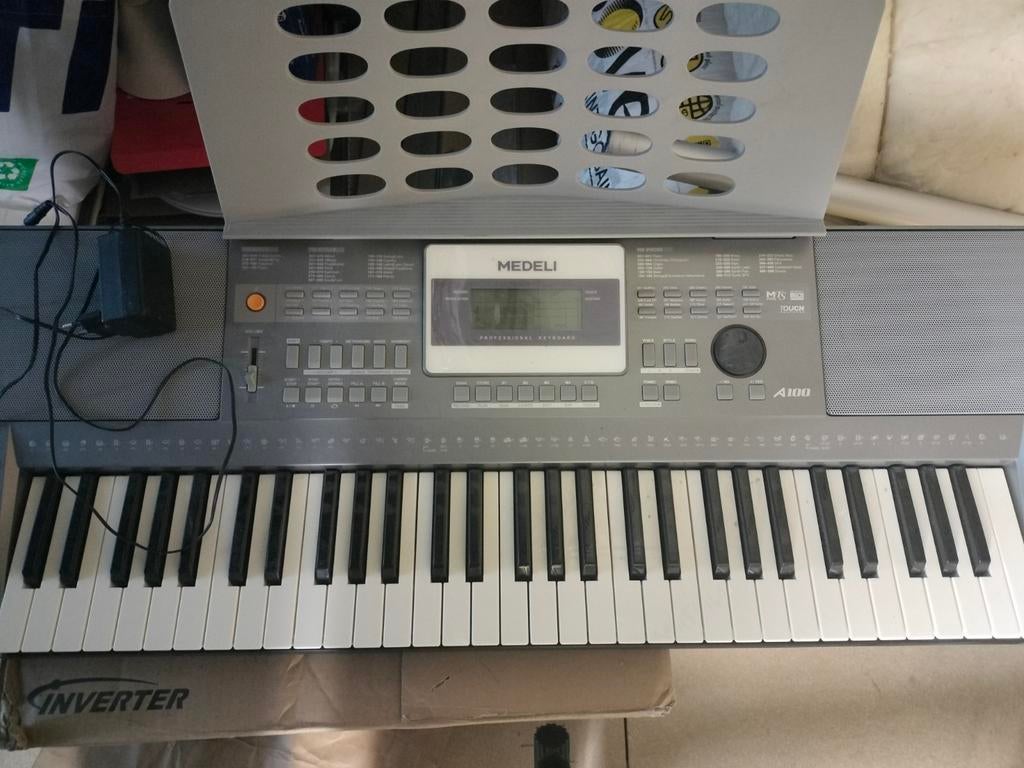 Keyboard medeli, Muziek en Instrumenten, Ophalen, Medeli