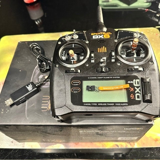 Spektrum transmitter DX6 gen2 telemetrie-spraak & Li-ion, Hobby en Vrije tijd, Modelbouw | Radiografisch | Overige, Ophalen of Verzenden