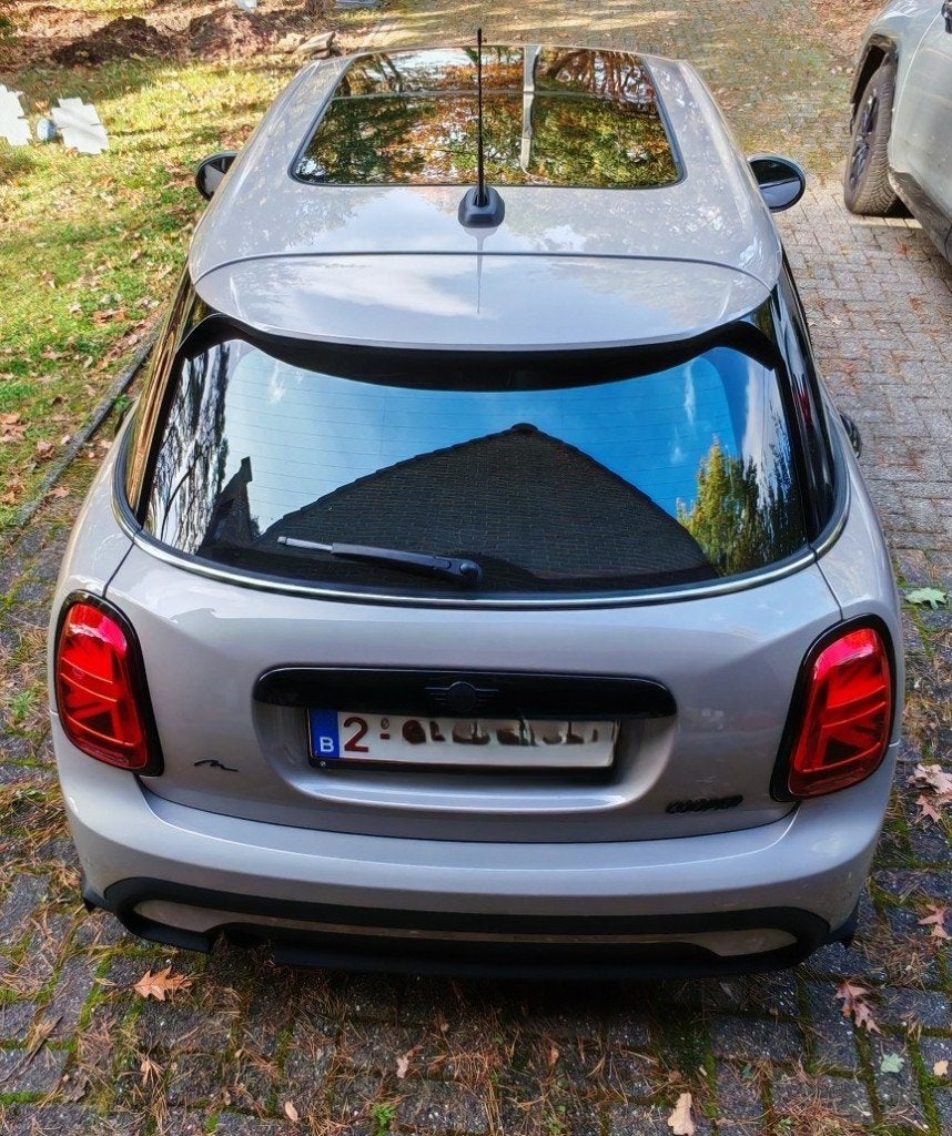 MINI Cooper 5 portes à partir du 11/2022 avec 45 000 km, Autos, 100 kW, Argent ou Gris, Achat, Euro 6