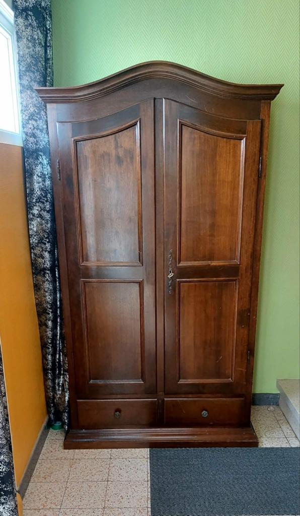 Armoire penderie., Enlèvement