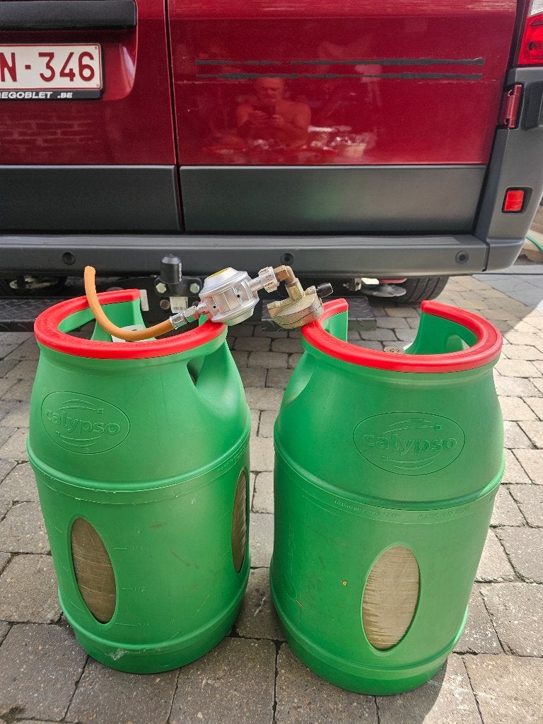 2 BONBONNES GAZ PROPANE ANTARGAZ CALYPSO 8 KG, Caravanes & Camping, Enlèvement, Comme neuf
