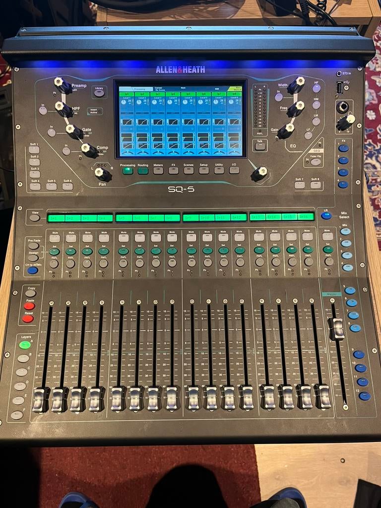 SQ5 met DX1608 en Madi card, Enlèvement, Utilisé, Audio