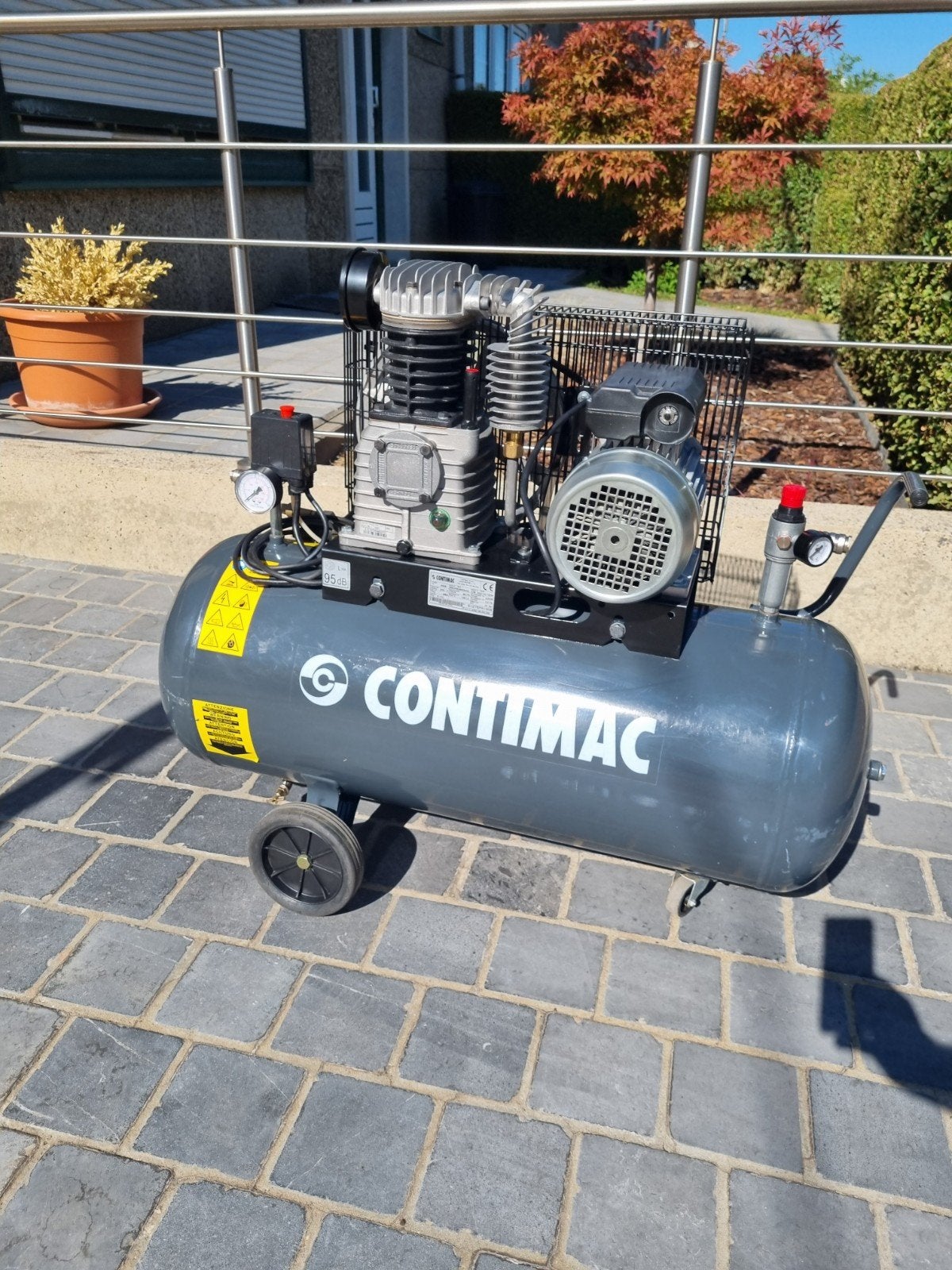 Contimac professionele compressor, Doe-het-zelf en Bouw, Compressors, Ophalen, 400 tot 800 liter/min, Zo goed als nieuw, Mobiel