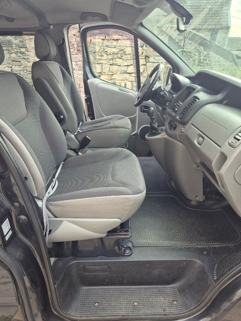 Opel Vivaro 2012 – 8 places  – prêt à partir, Achat, Vivaro, 2139 kg, Diesel
