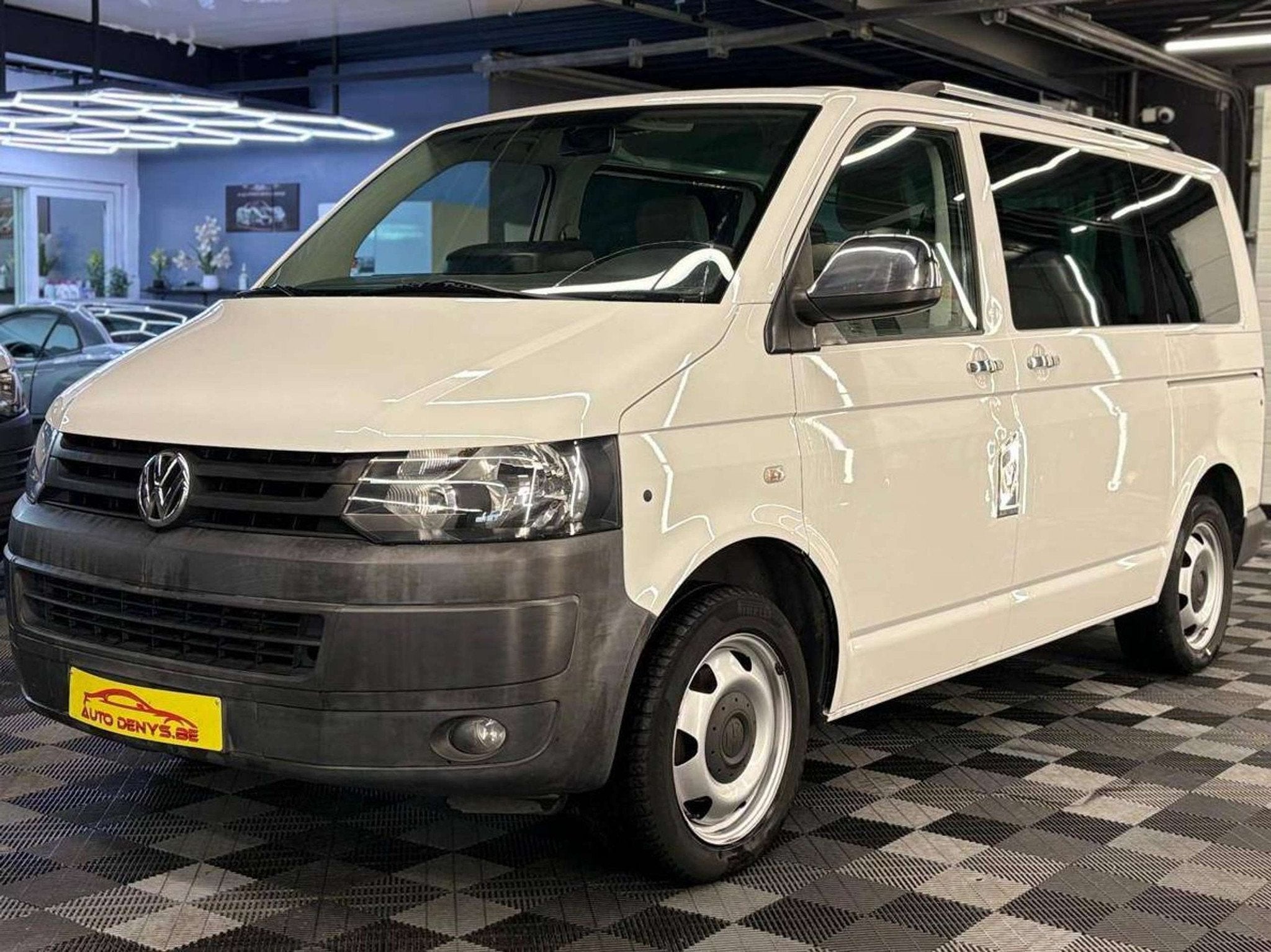 Volkswagen T5 Kombi 2.0 Tdi DSG AUTOMATIQUE 132Kw/179pk bj., Auto's, Automaat, Volkswagen, Wit, Overige kleuren