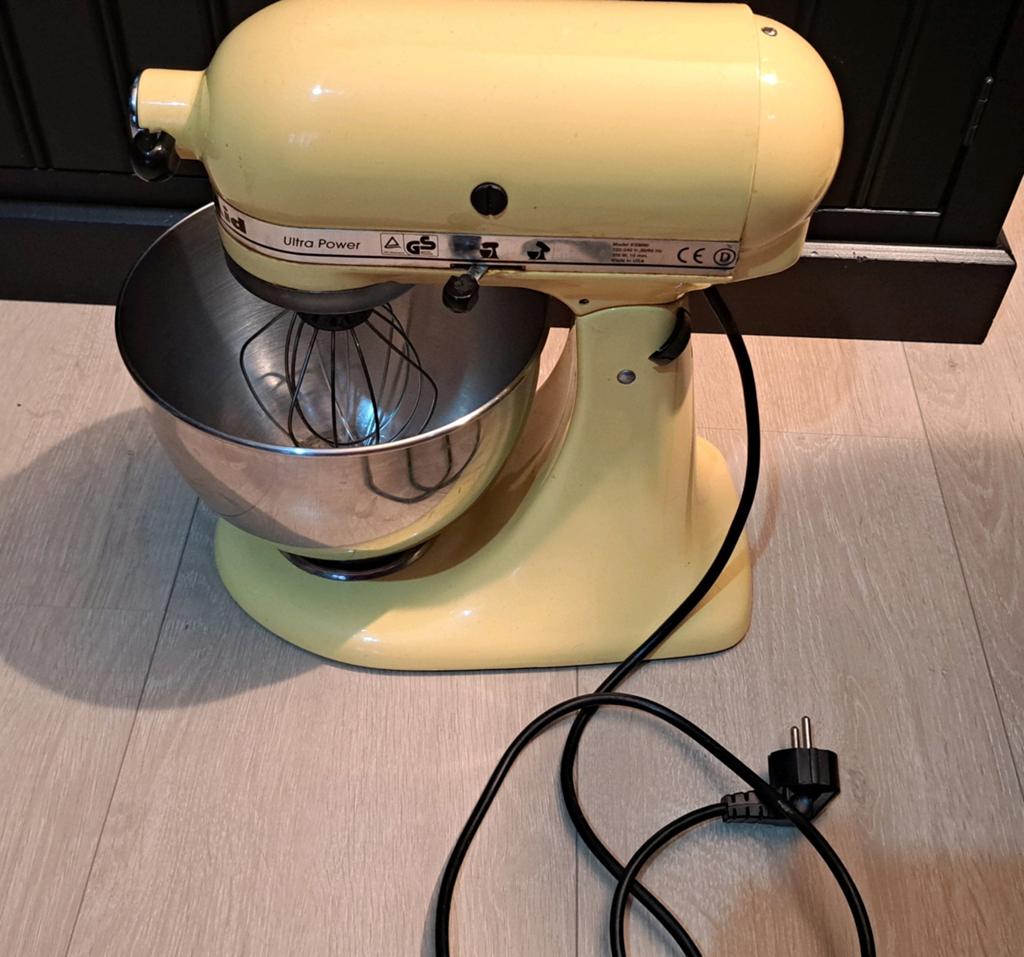 Kitchenaid Ultra Power-model: er wordt slechts één accessoir, Elektronische apparatuur, Ophalen of Verzenden, Gebruikt