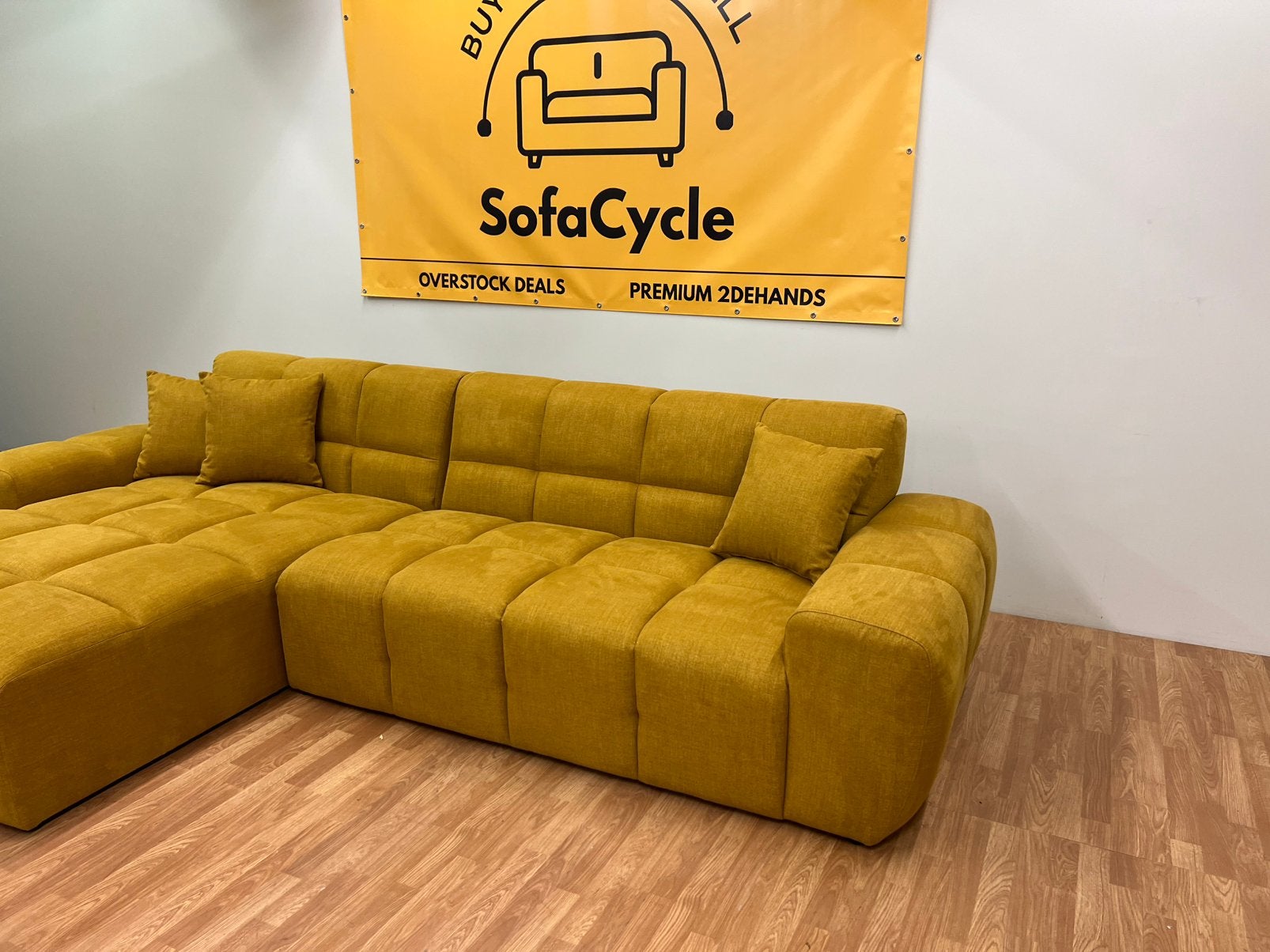 Chaise Goossens flambant neuve - Design Statement SofaCycle, Neuf, Enlèvement ou Envoi, SofaCycle, Info@sofacycle.be