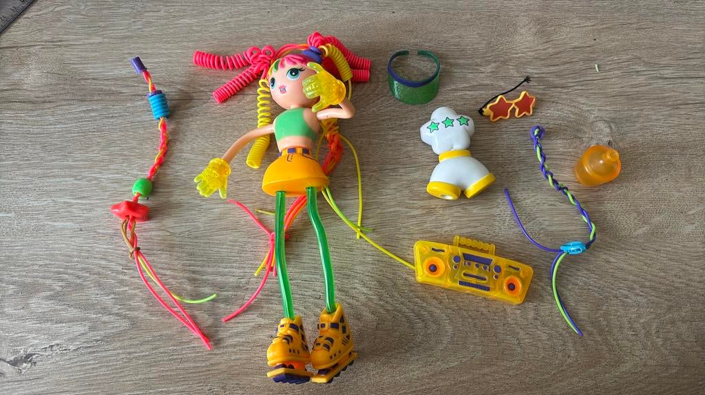 Poupée avec accessoires interchangeable, Enlèvement ou Envoi, Utilisé, Autres marques