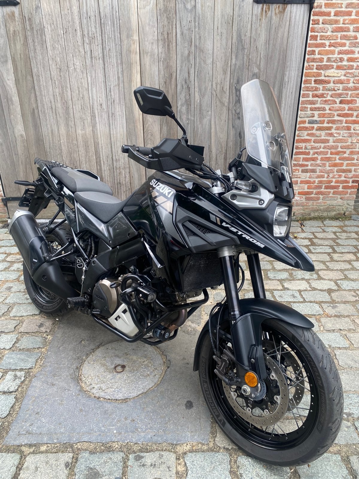 Suzuki Vstrom 1050, Motoren, Particulier