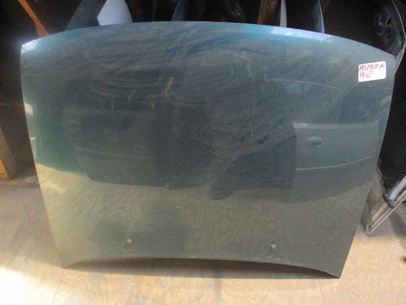 CAPOT Opel Astra F Caravan (51 / 52) (01-1991/08-2002), Opel, Opel Automobile GmbH, Utilisé, Bahnhofsplatz
65423  Rüsselsheim am Main, DE