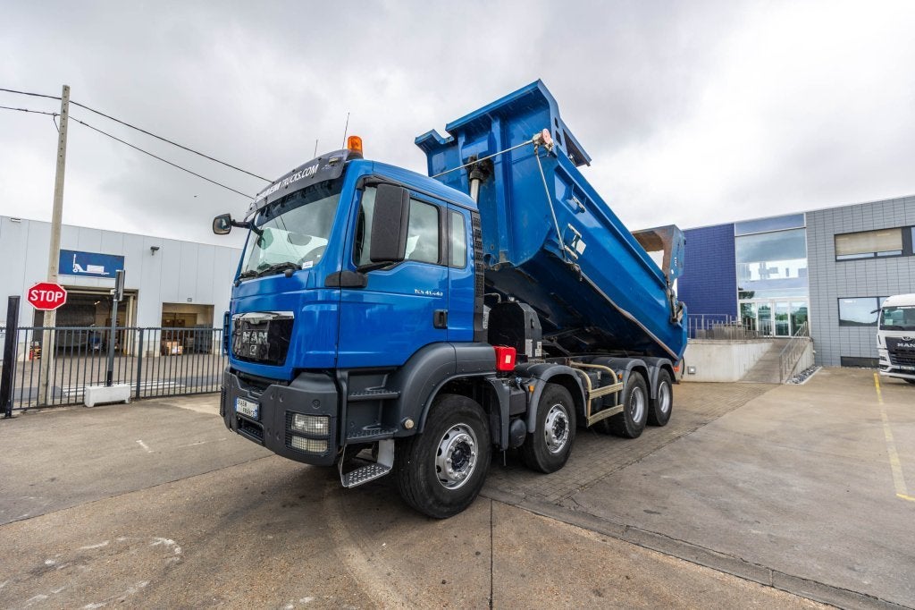 MAN TGS 41.440 // BENNE ENROCHEMENT HARDOX HYDR (bj 2012), Automaat, Achterwielaandrijving, Blauw, Bedrijf