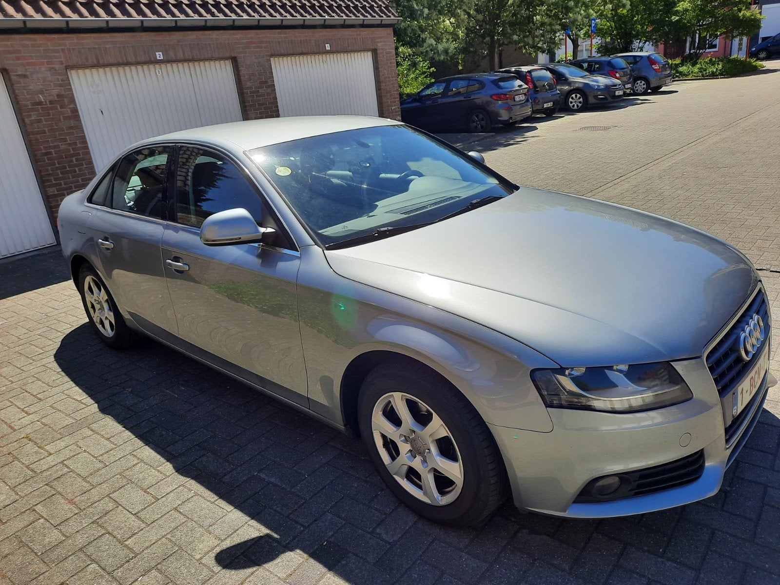 AUDI A4 de 2009, 260 000 km, Autos, Audi, Euro 5, Achat, Noir, 5 portes