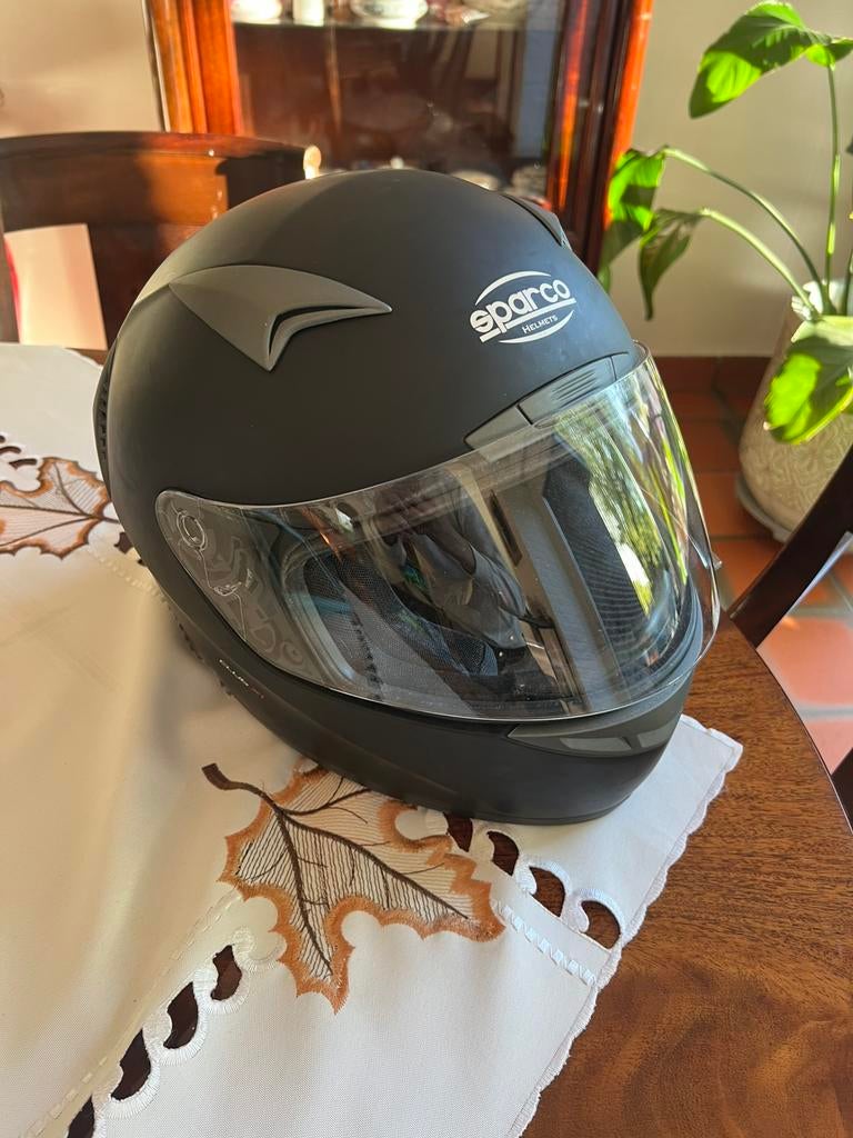 Helm sparko, Motoren, Ophalen