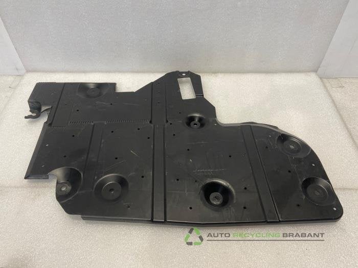 Plaque de protection sol d'un Citroen C5 Aircross, -, 3 mois de garantie, Utilisé, -