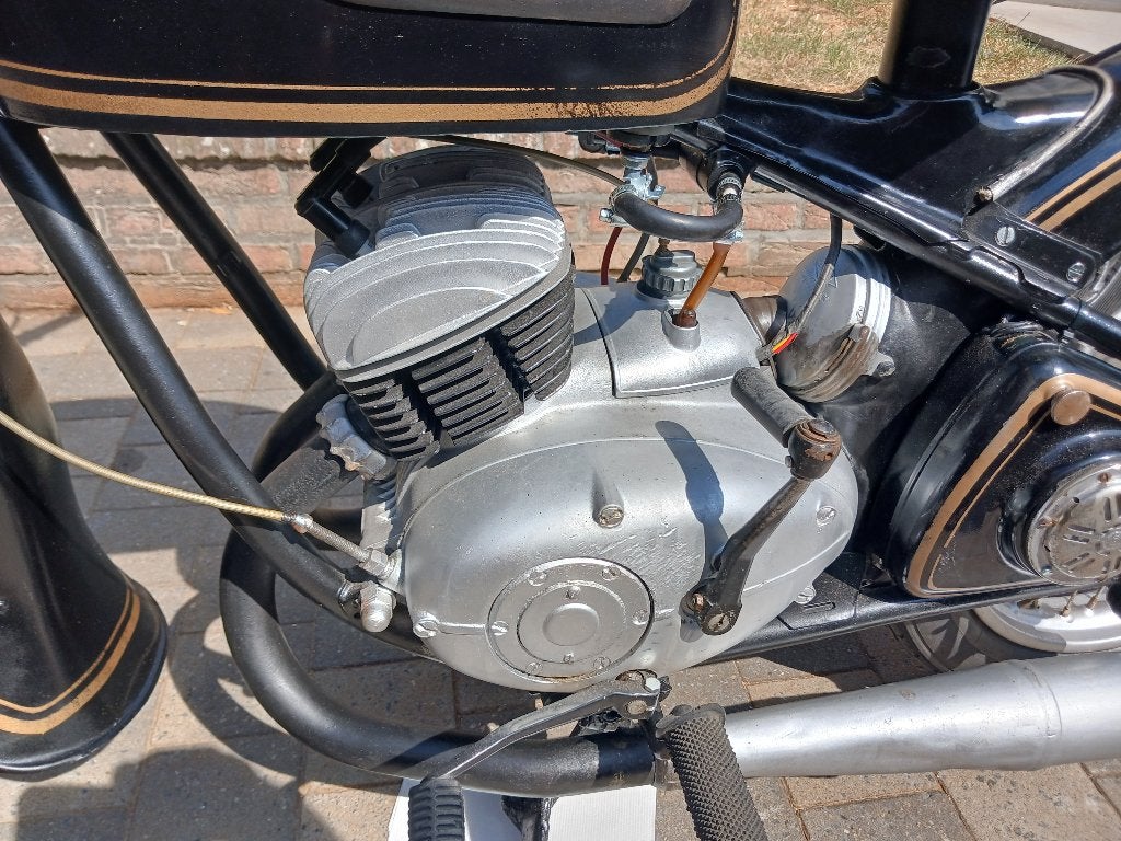 Adler oldtimer, Overige merken, 250 cc, 2 cilinders, Gebruikt