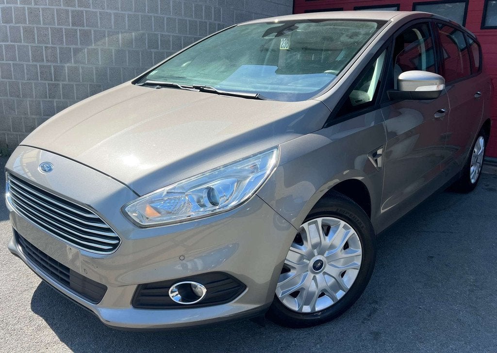 Ford S-Max 2.0 TDCi Trend + 7 PLACES + NAVI, Argent ou Gris, Achat, Euro 6, Entreprise