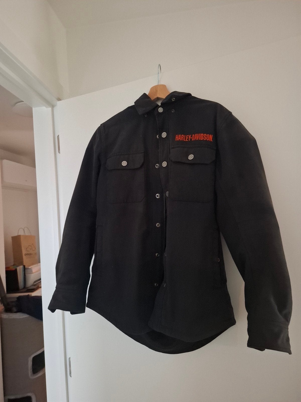 Stoffen Harley Davidson jas met protectoren maat M regular, Motoren, Ophalen