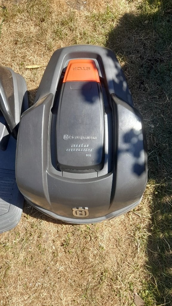 Husqvarna robotmaaier, Tuin en Terras, Ophalen, Zo goed als nieuw, Minder dan 20 cm, Husqvarna