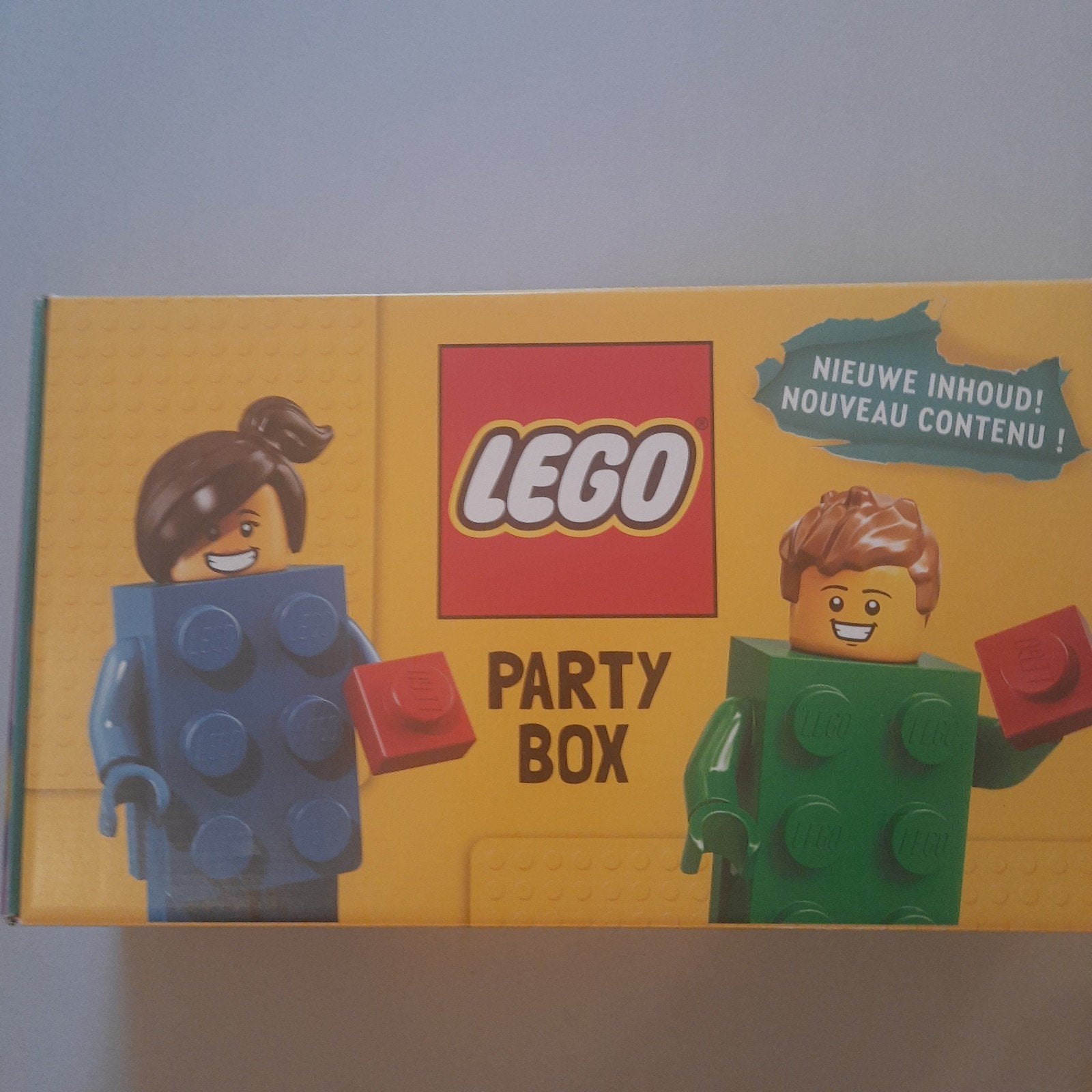 LEGO EXCLUSIEF " PARTY-PACK " met 8 SETJES+POSTCARDS+STICKER, Ophalen, City, Lego, Nieuw