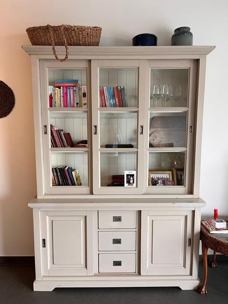 Kast (boeken of servies), Huis en Inrichting, Kasten | Buffetkasten, Ophalen