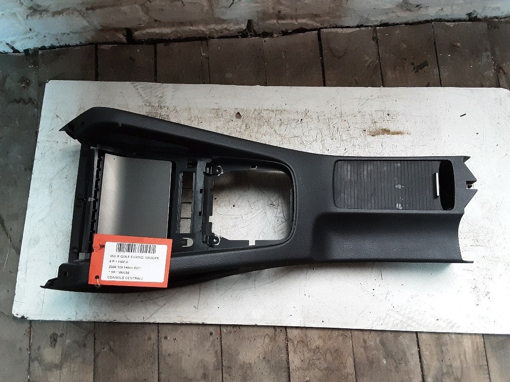 MIDDENCONSOLE Volkswagen Golf V (1K1) (1K0863243A), Auto-onderdelen, Gebruikt, Volkswagen, Mevr. I. Hauben, Rue de l'Espoir 34 34
4030  GRIVEGNÉE, BE