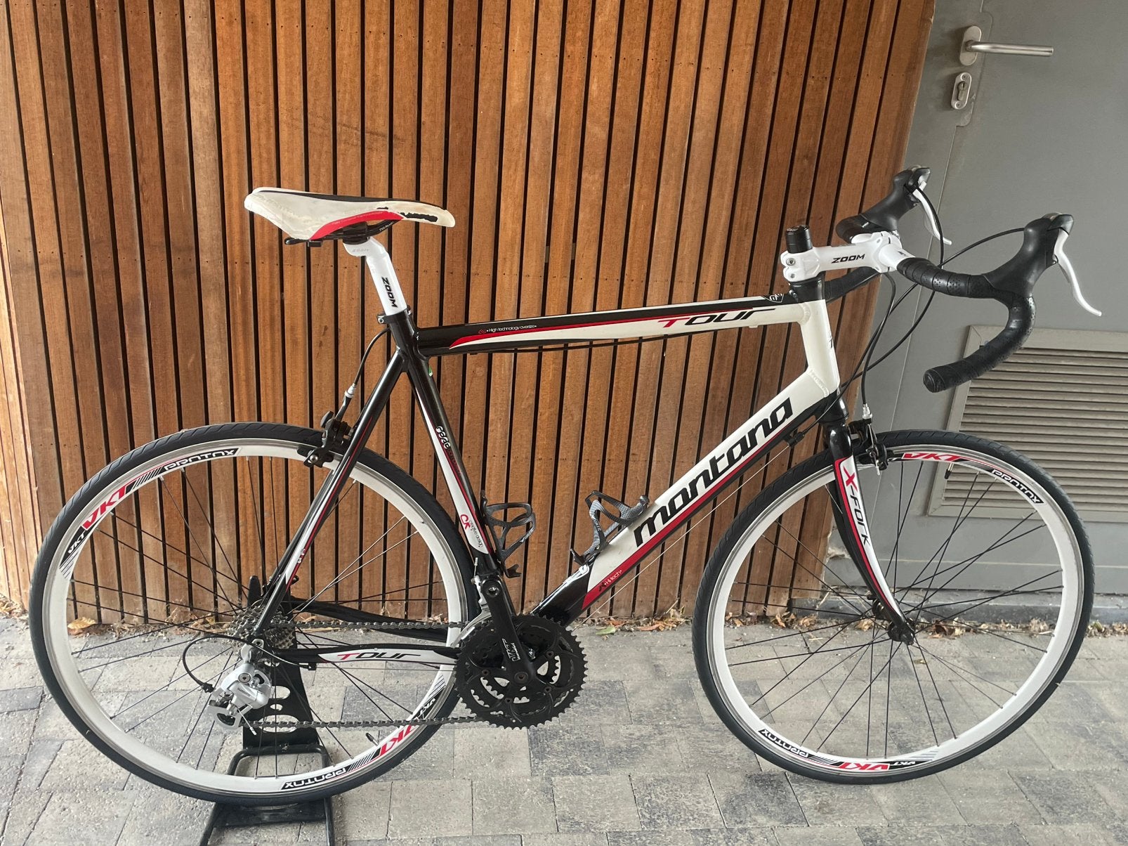 Koersfiets - Montana, Ophalen, Zo goed als nieuw
