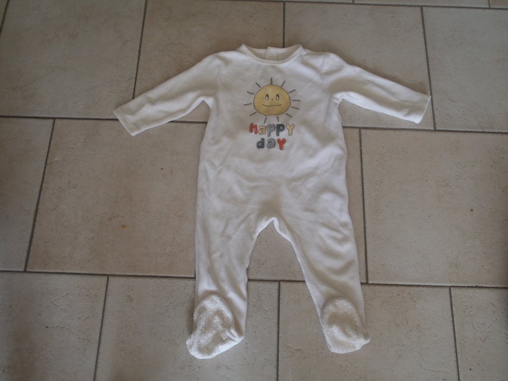 pyjama taille 86, Enlèvement ou Envoi, Comme neuf, Garçon, Vêtements de nuit ou Sous-vêtements