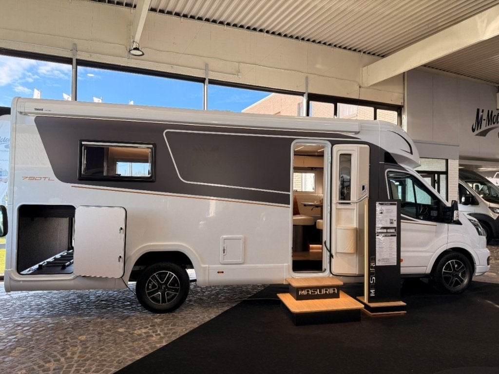 Masuria 790 TL | Full option | Premium | Centraal+Hefbed, Caravanes & Camping, Jusqu'à 4, Entreprise, Réfrigérateur, Ford