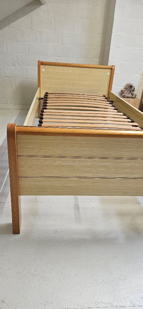 Bed 1 persoon, Ophalen, 90 cm, Eenpersoons, Zo goed als nieuw