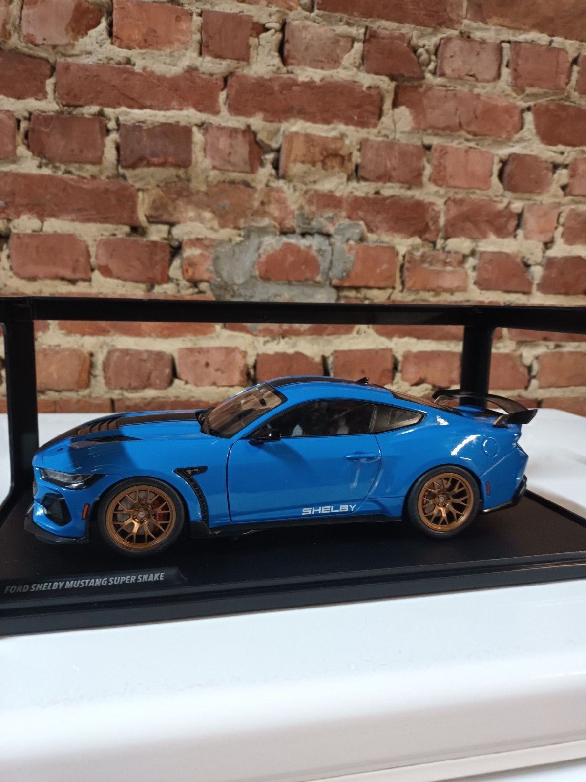 Ford shelby mustang super Snake, schaal 1.18., Hobby en Vrije tijd, Ophalen of Verzenden